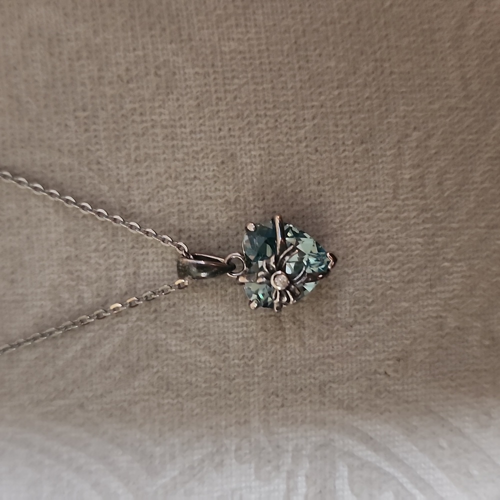 925 SILVER BLUE STONE HEART NECKLACE NWOT